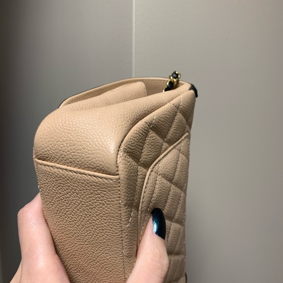 Chanel small two tone filigree bag - Picture 3 of 12